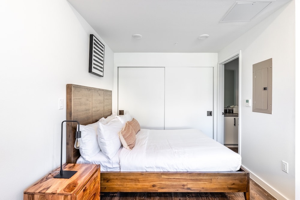 Mint House at The Hatchery – Austin