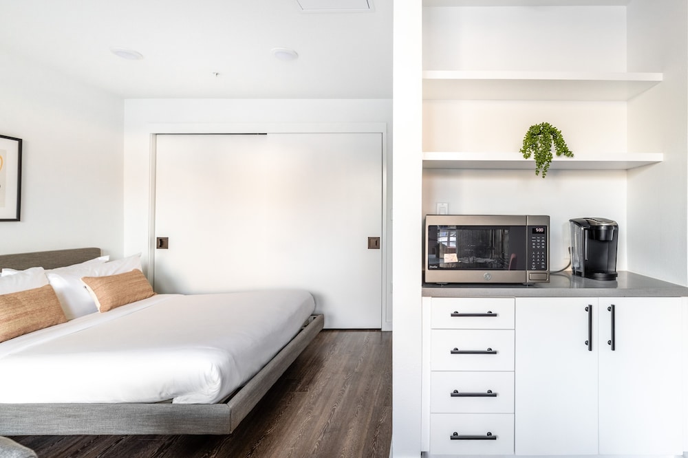 Mint House at The Hatchery – Austin