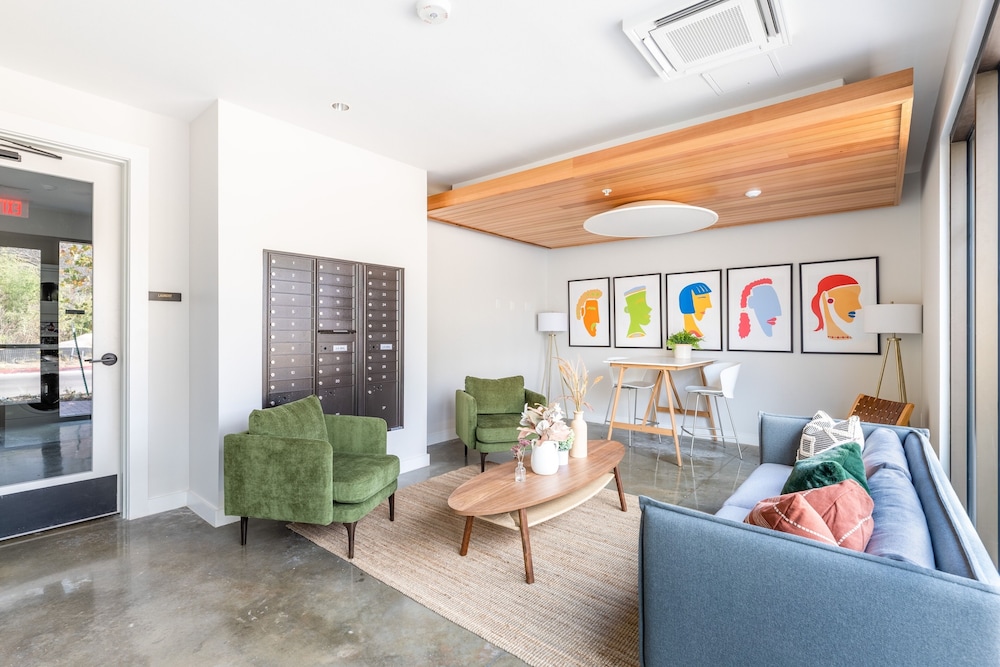 Mint House at The Hatchery – Austin