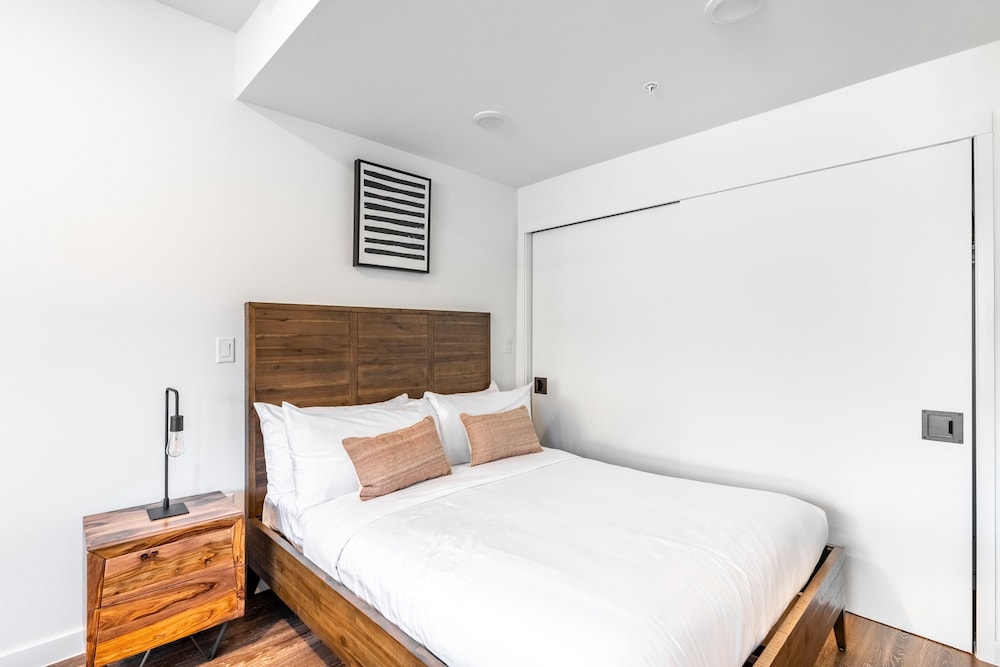 Mint House at The Hatchery – Austin