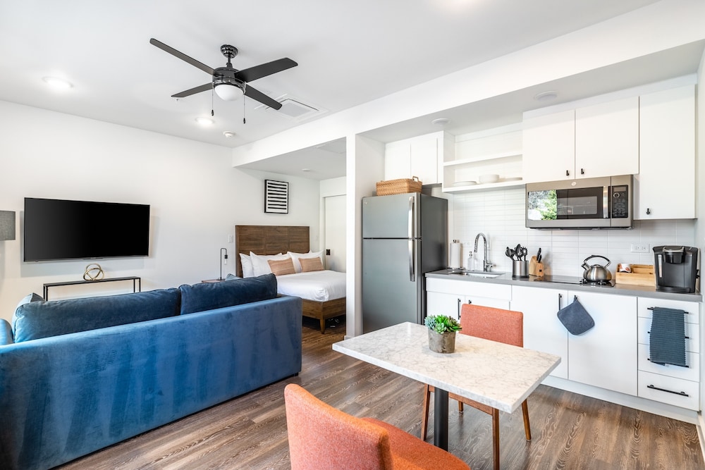 Mint House at The Hatchery – Austin