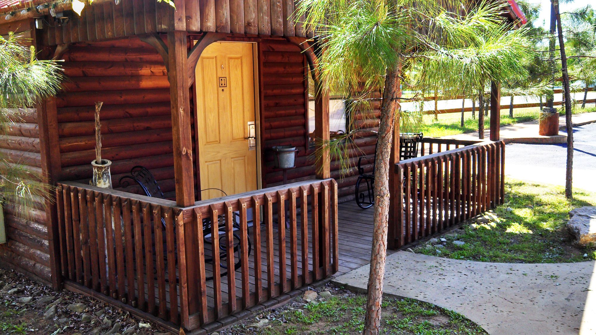 Rustic Creek Ranch Resort