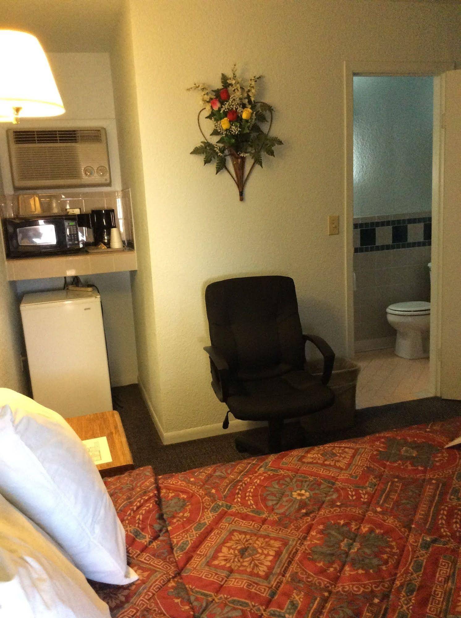 Regency Inn