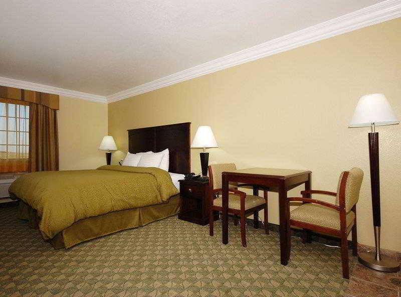 Scottish Inns, Cresson