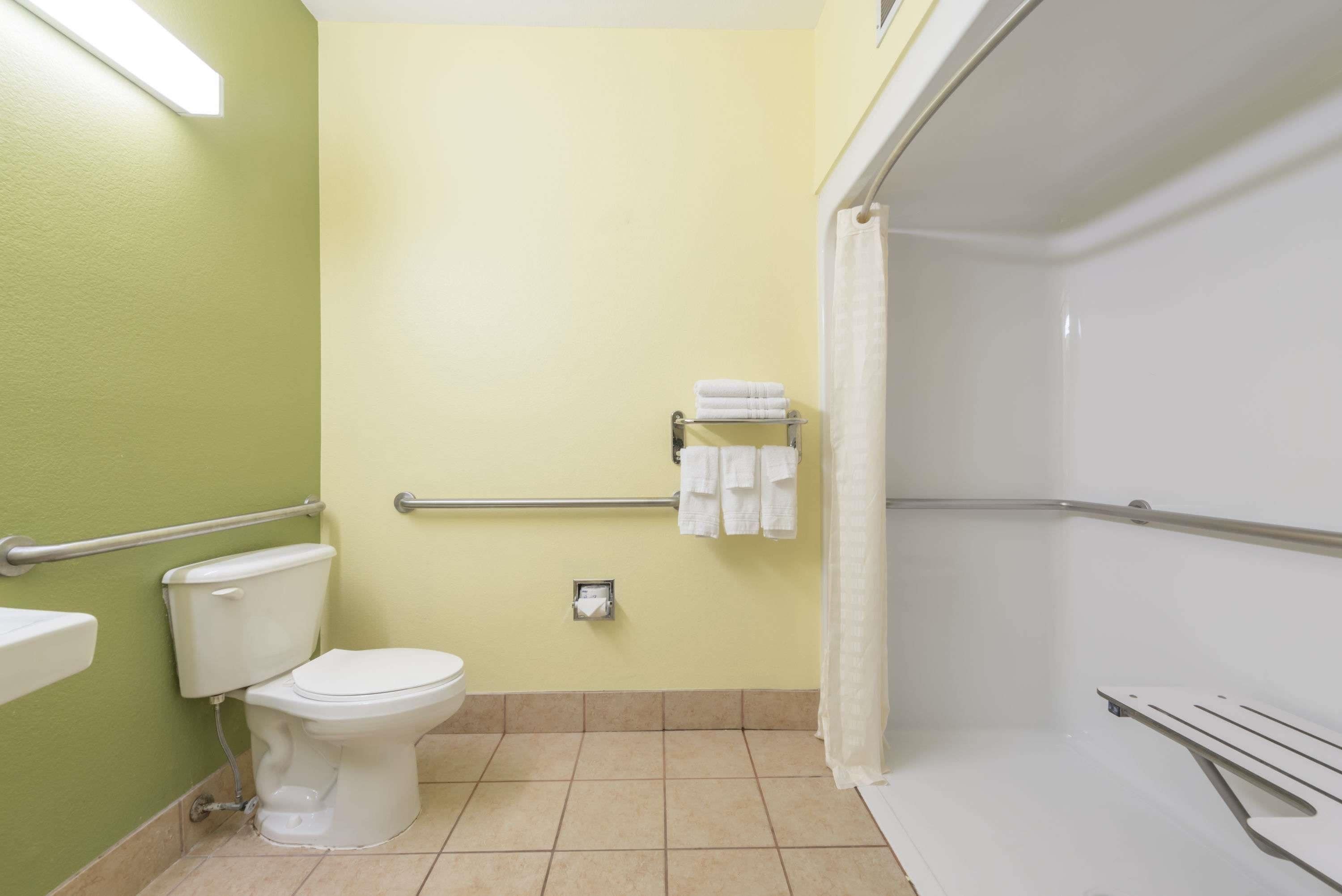Microtel Inn & Suites by Wyndham Ft. Worth North/At Fossil