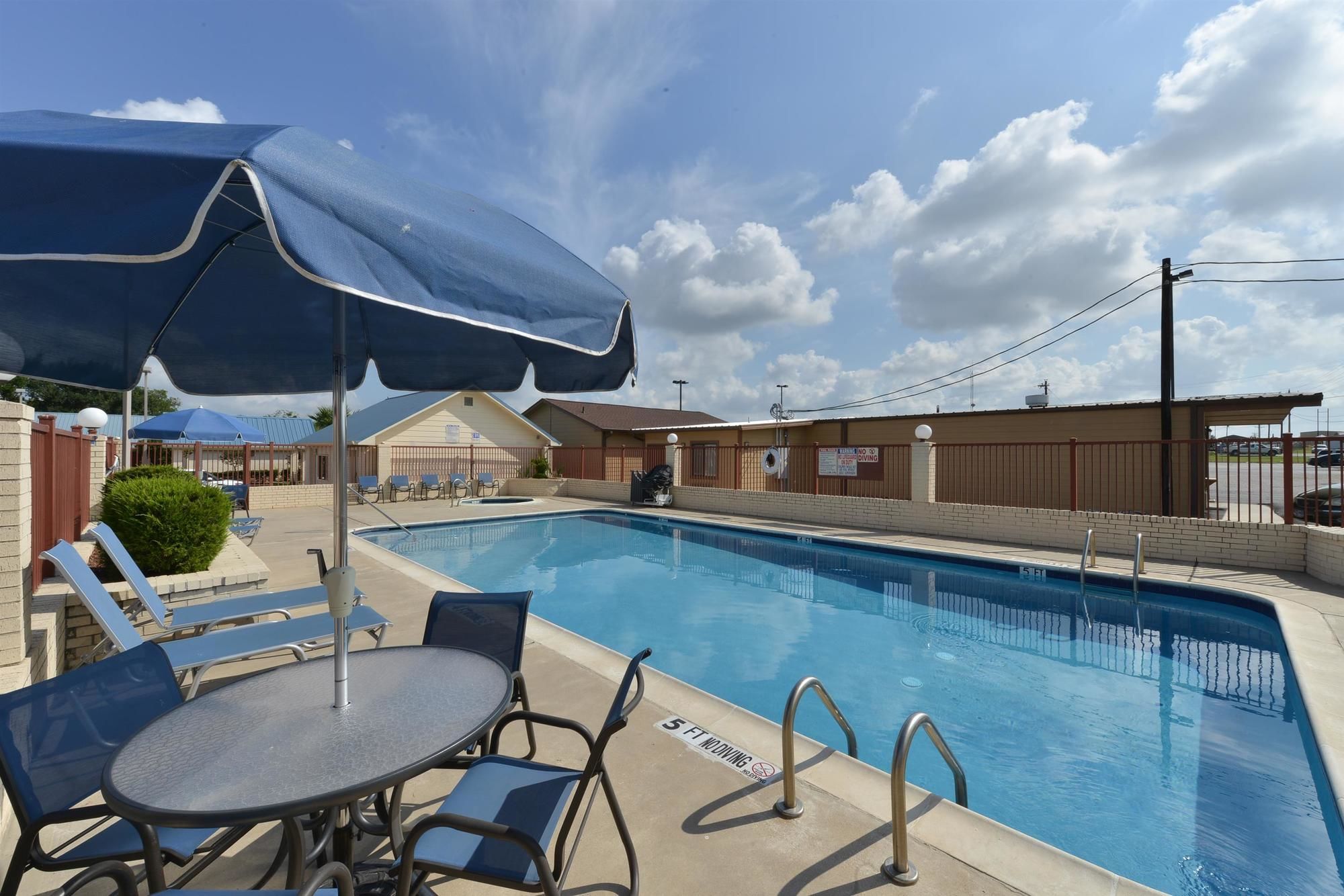 Best Western Regency Inn & Suites