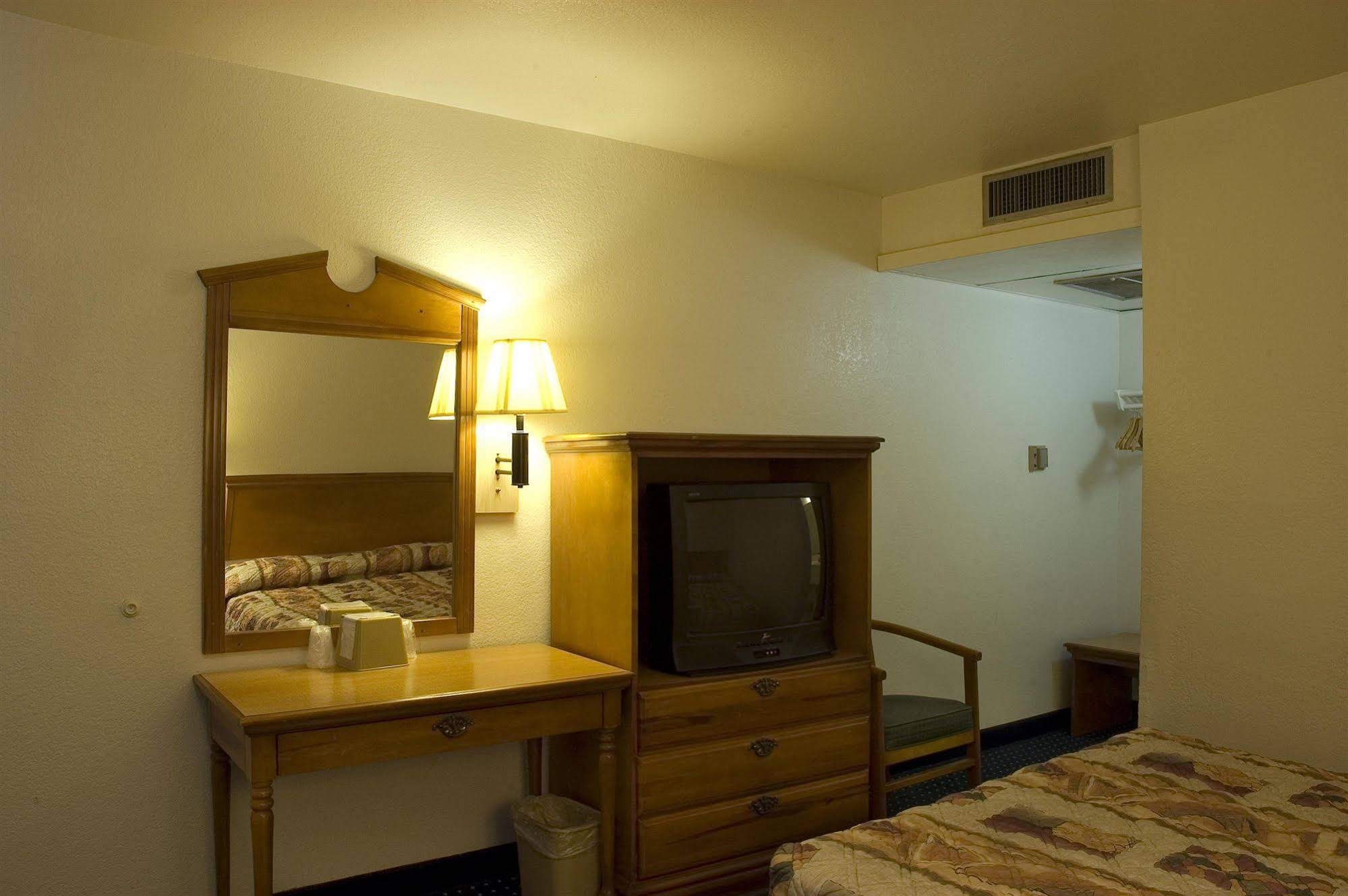 Hotel Houston Southwest I-69