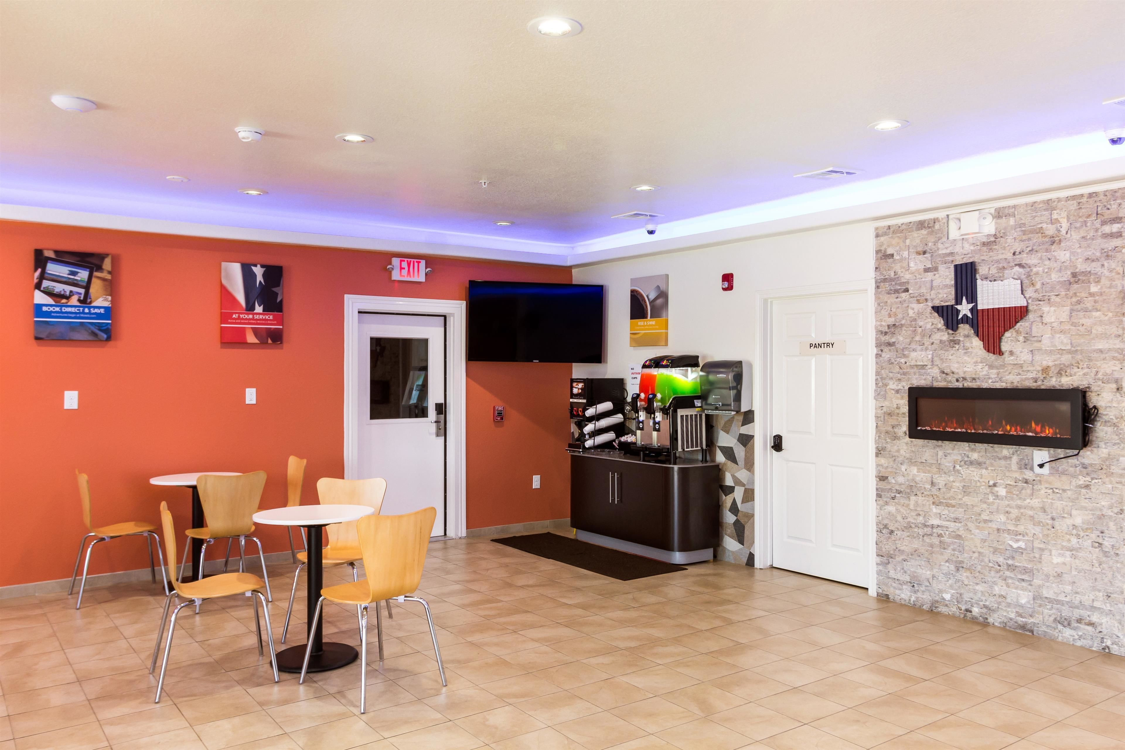 Motel 6 Houston, TX - North