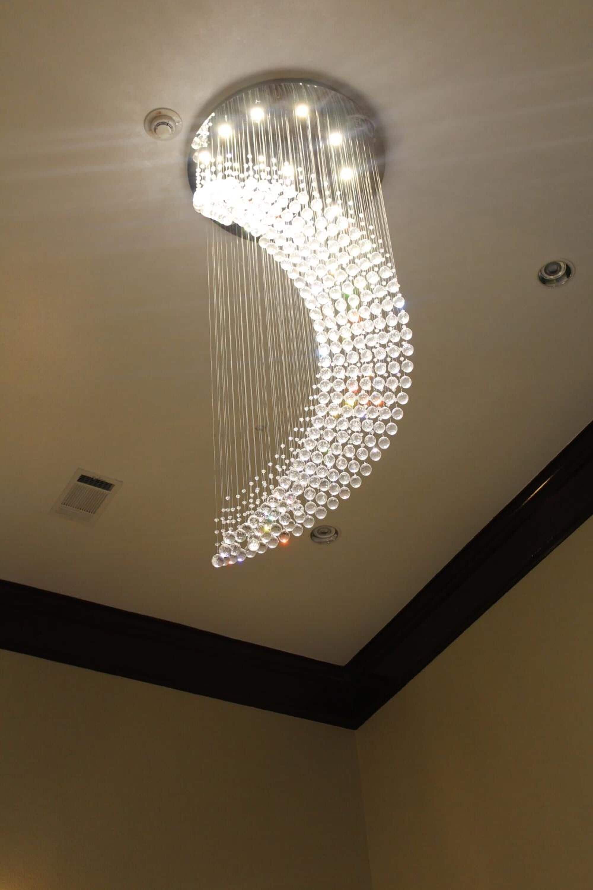 Express Inn & Suites