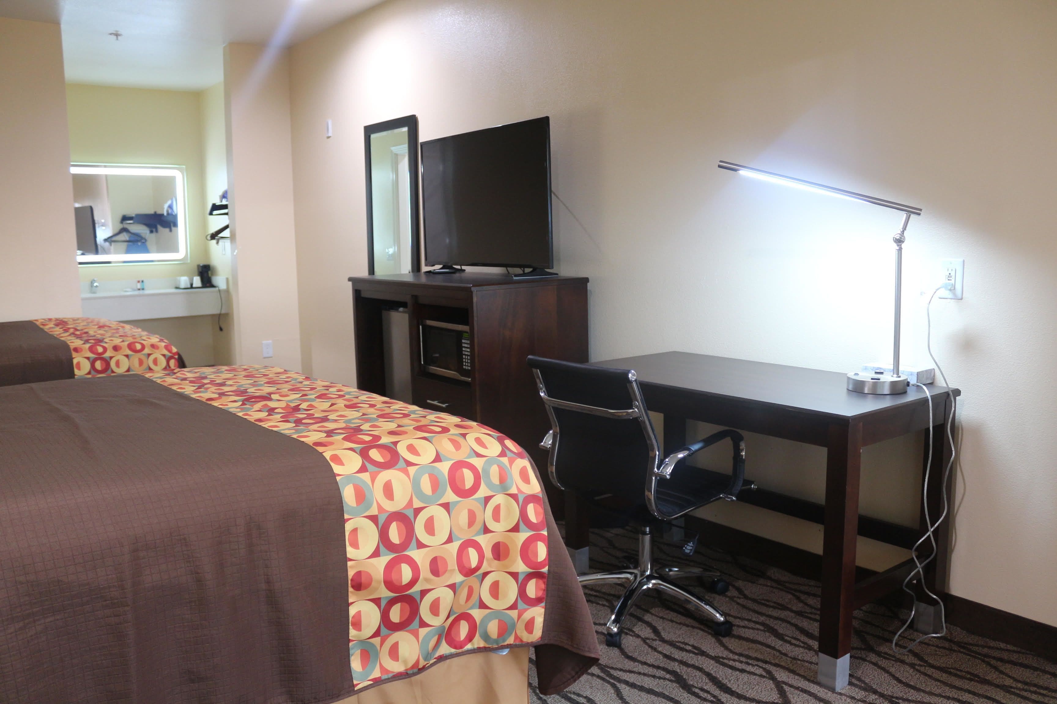 Express Inn & Suites