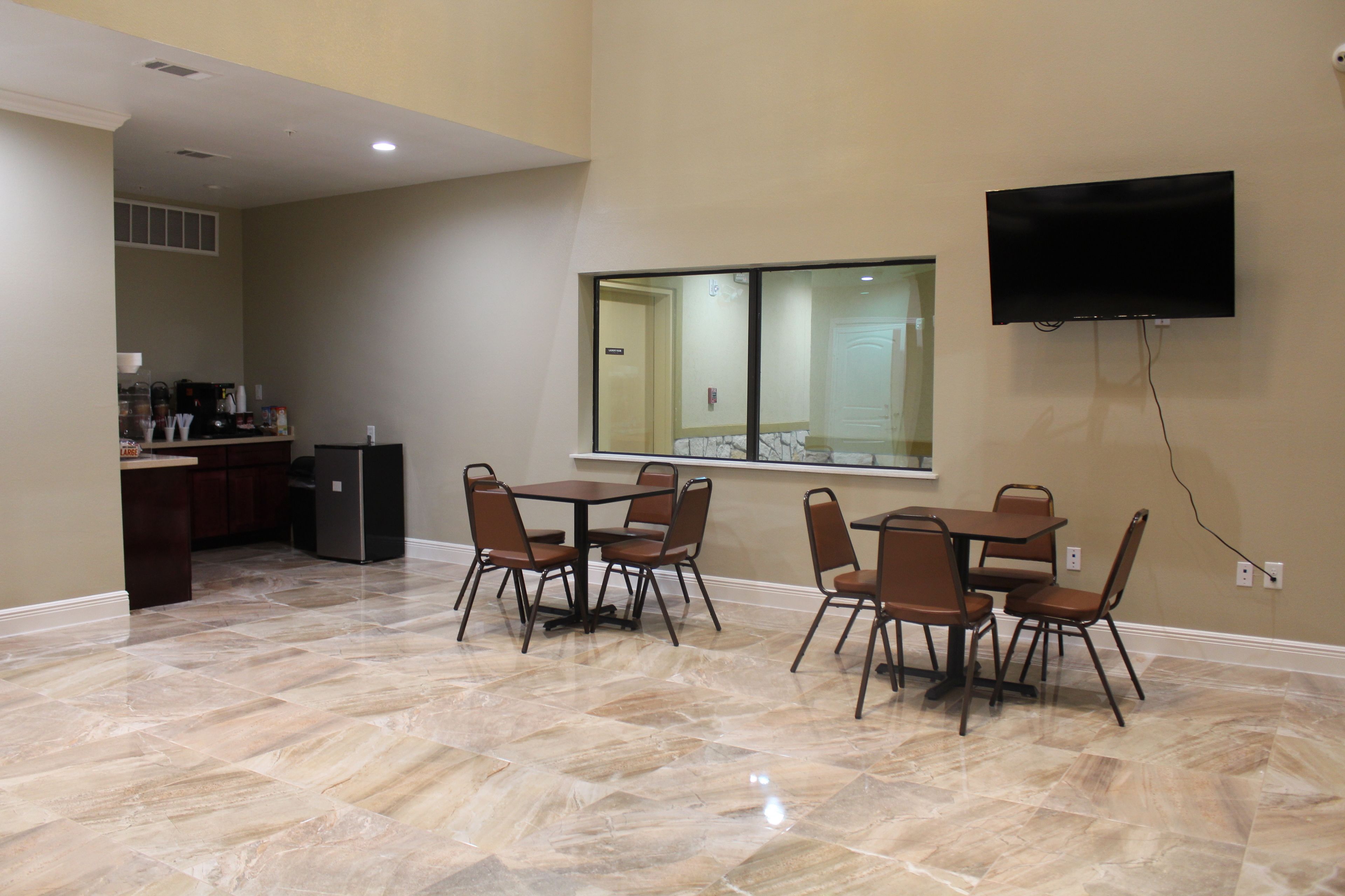 Express Inn & Suites