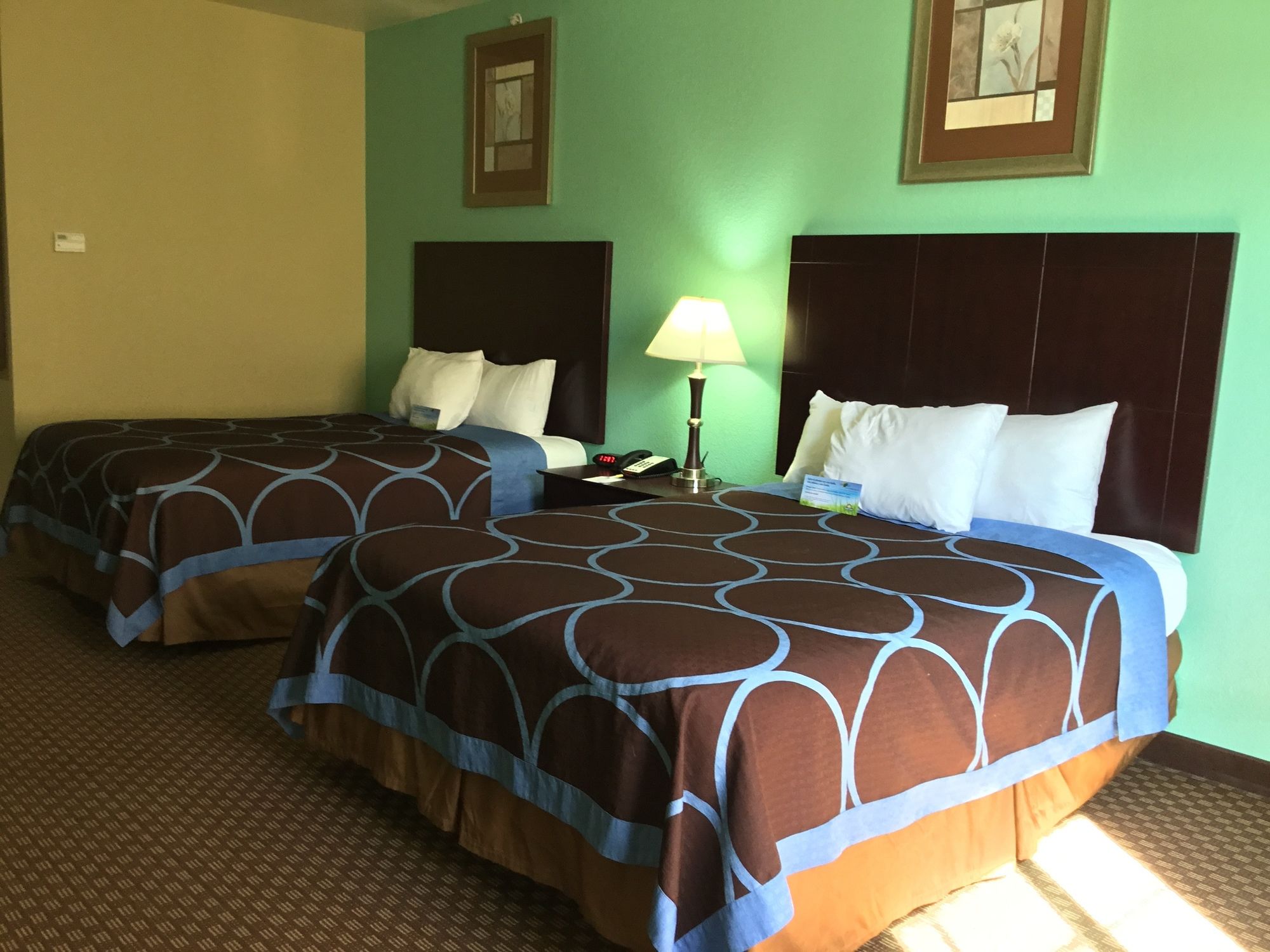 Days Inn by Wyndham Kemah