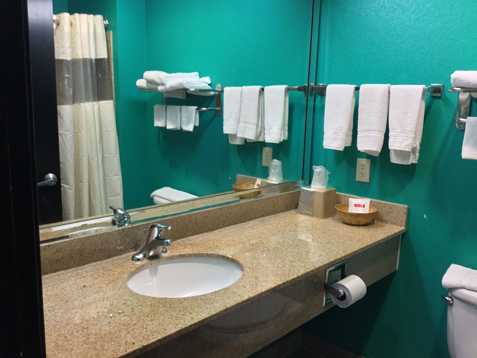 Days Inn by Wyndham Kemah