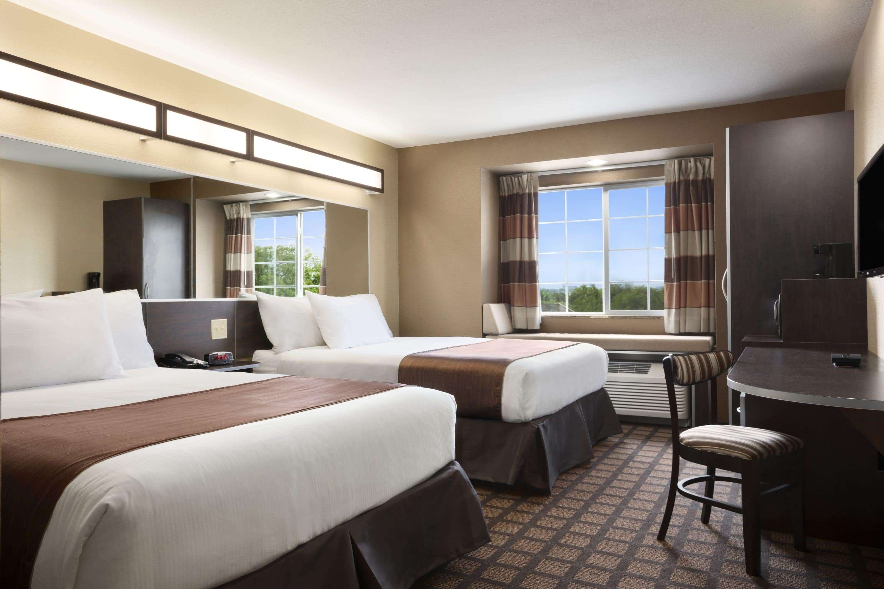 Microtel Inn & Suites by Wyndham Kenedy