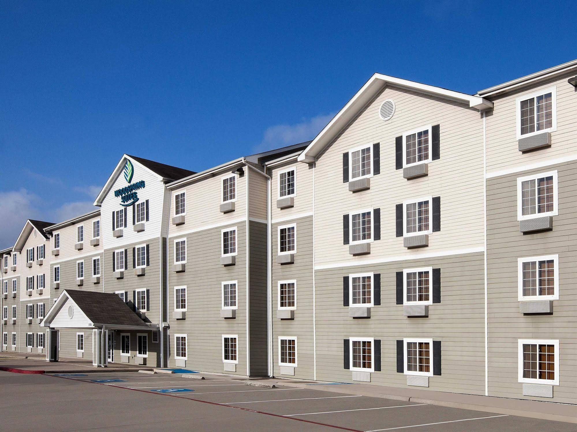 WoodSpring Suites Houston La Porte