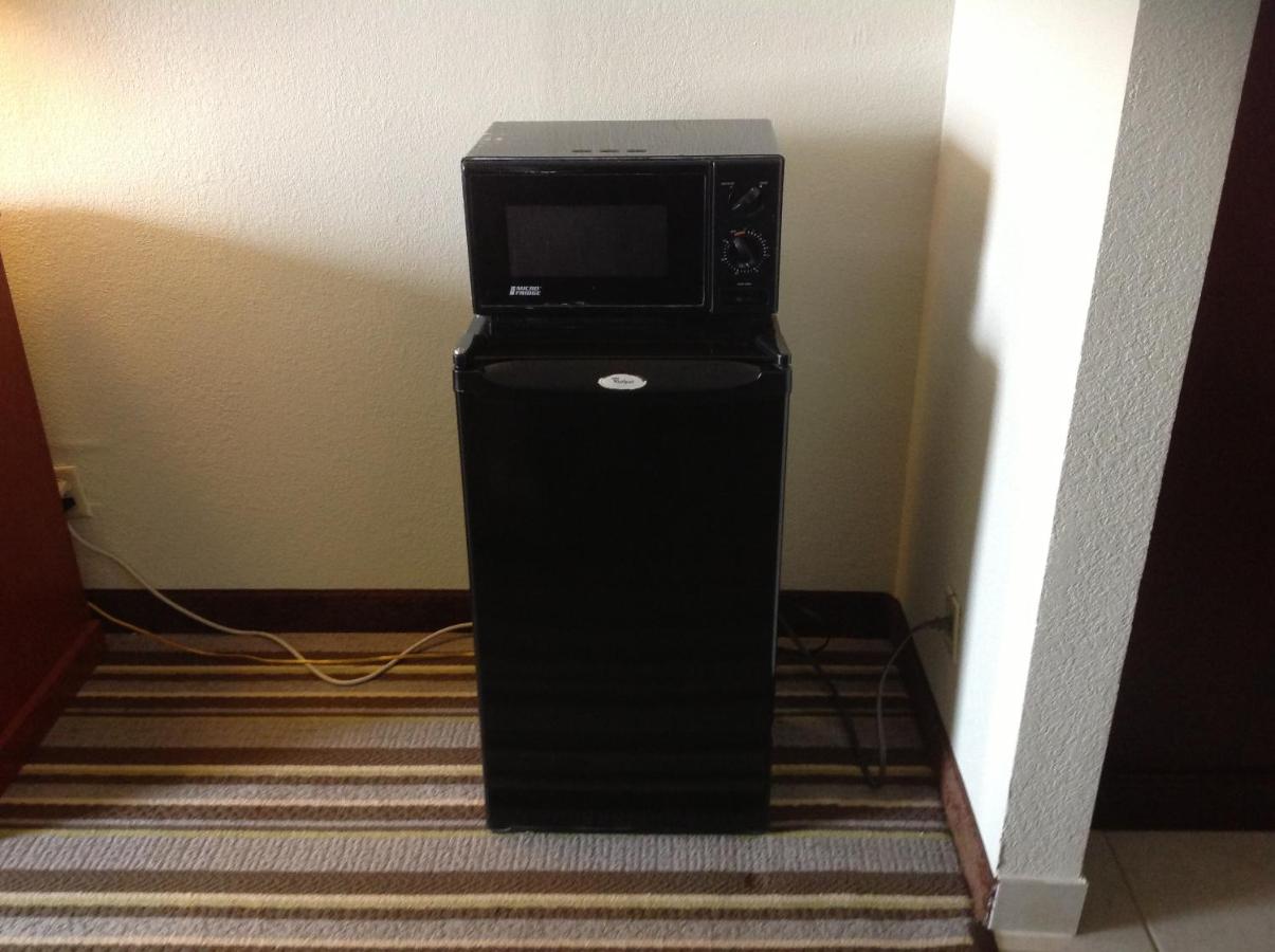 Super 8 by Wyndham Longview/North