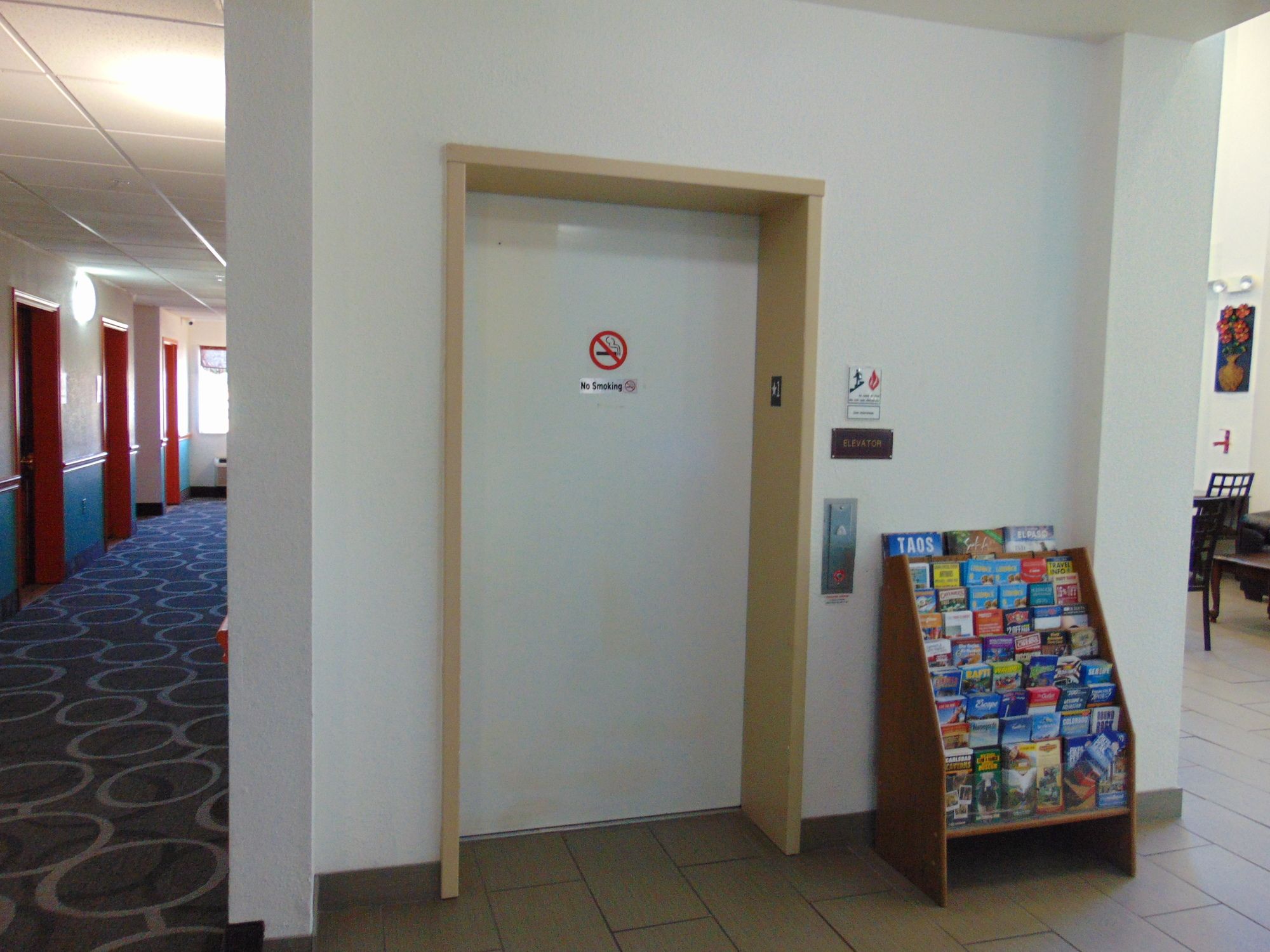 Howard Johnson by Wyndham Lubbock TX