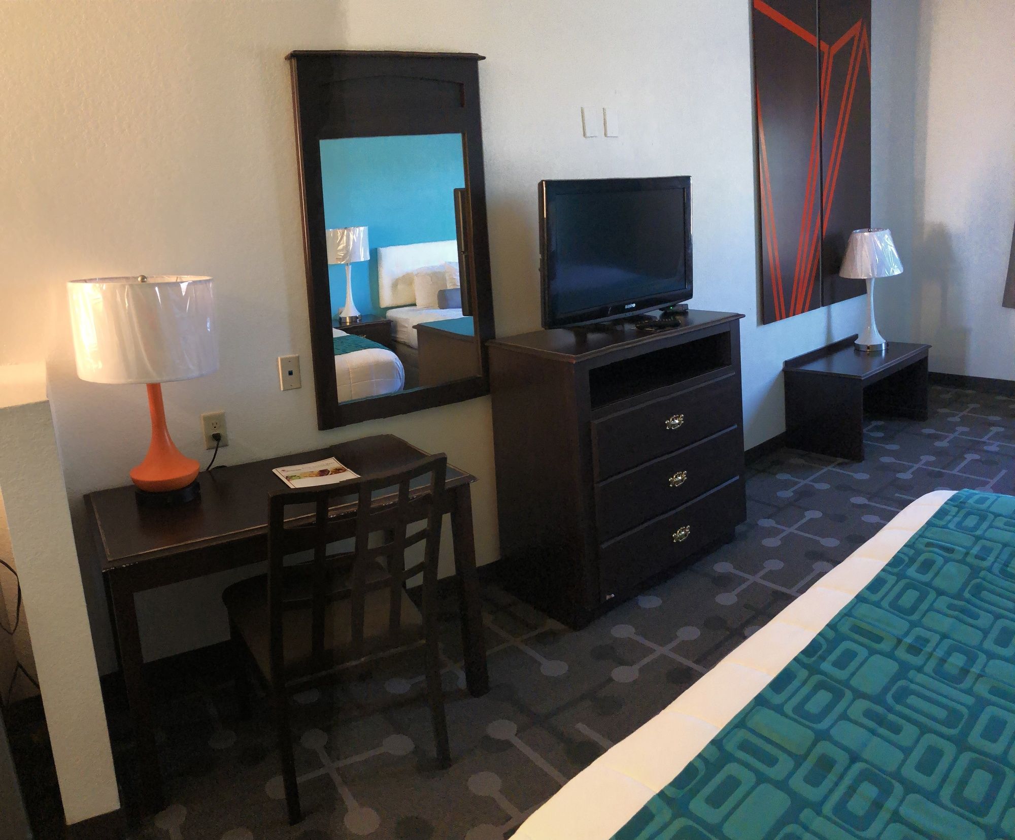 Howard Johnson by Wyndham Lubbock TX