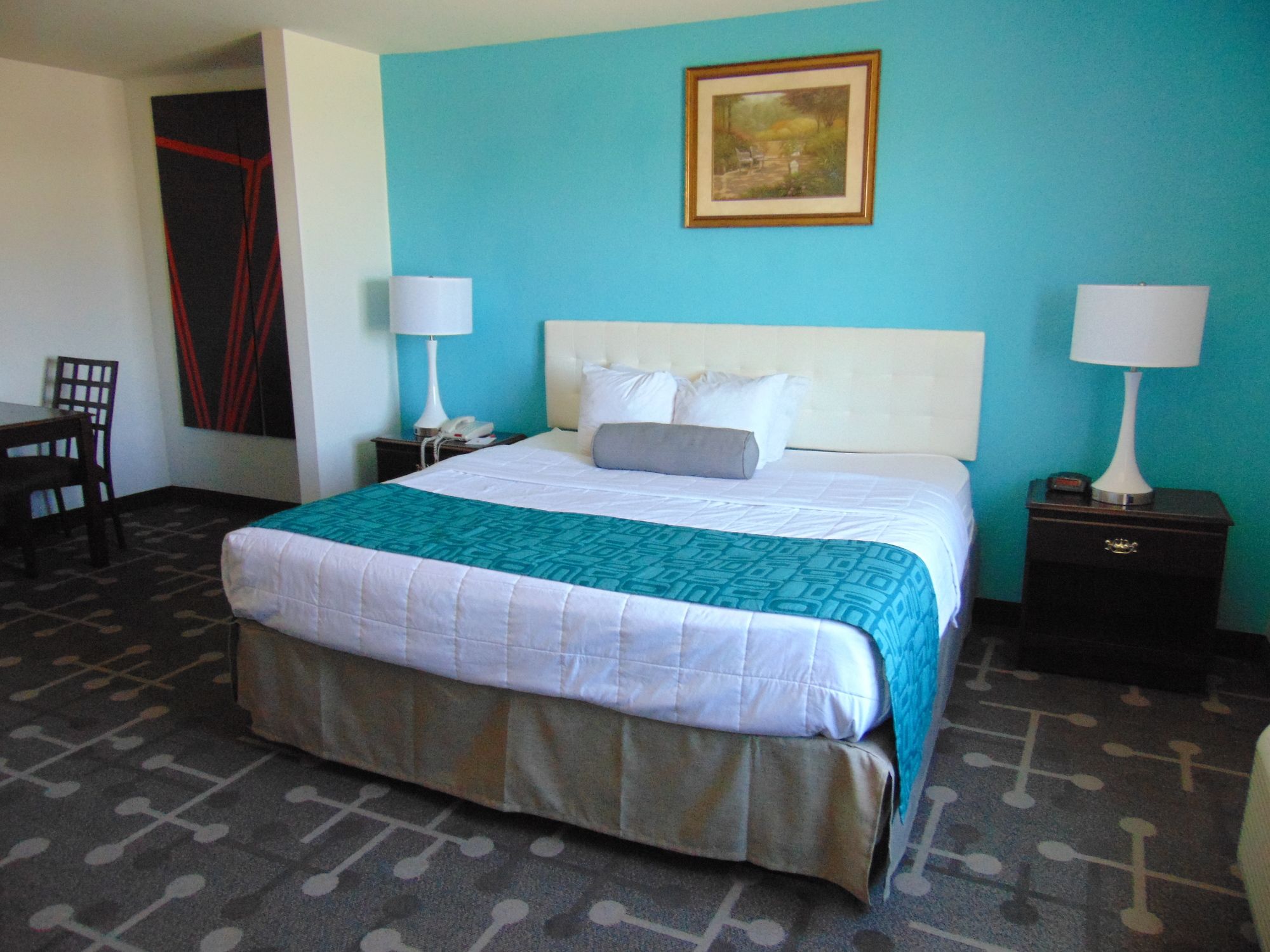 Howard Johnson by Wyndham Lubbock TX