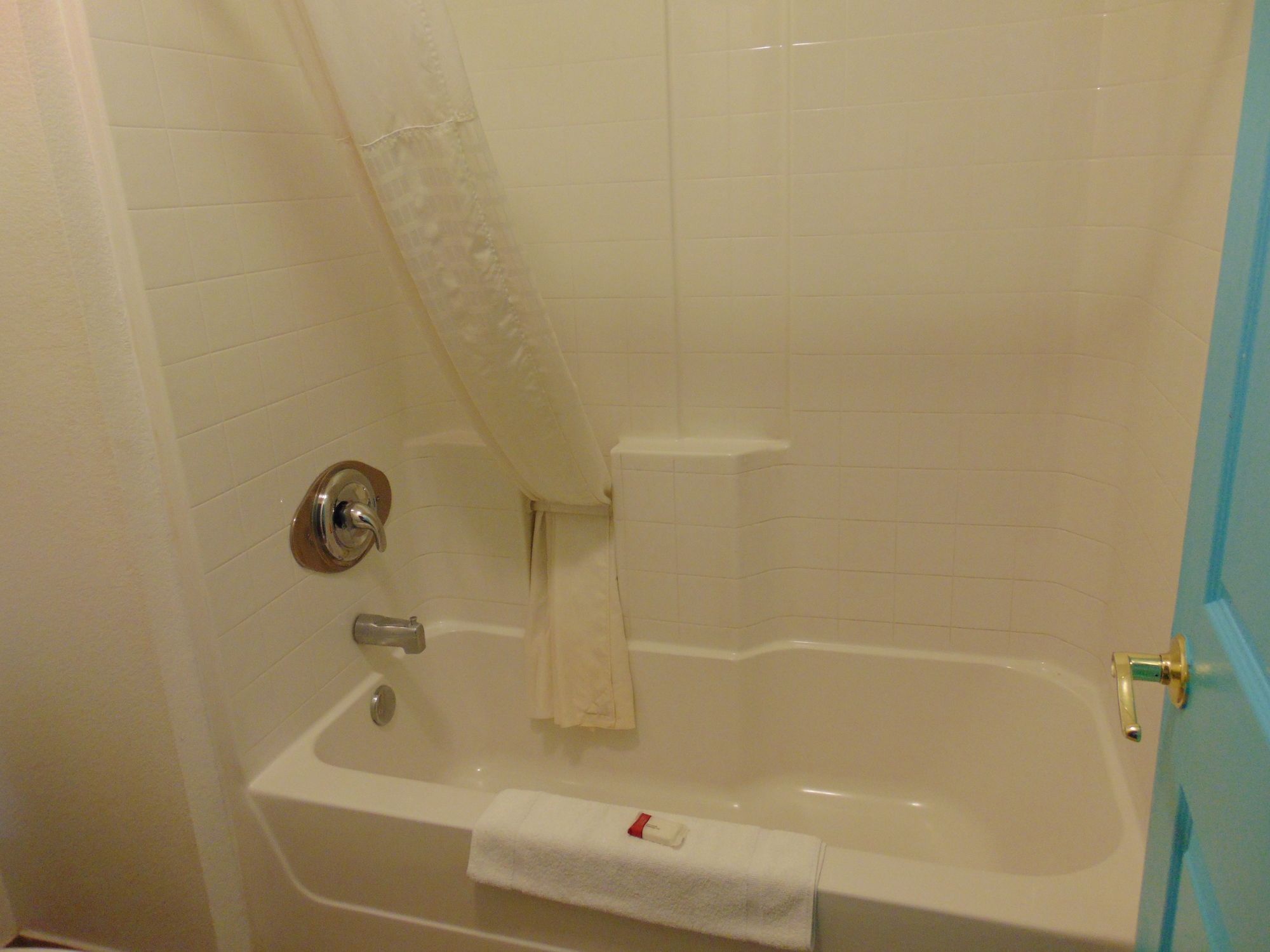 Howard Johnson by Wyndham Lubbock TX