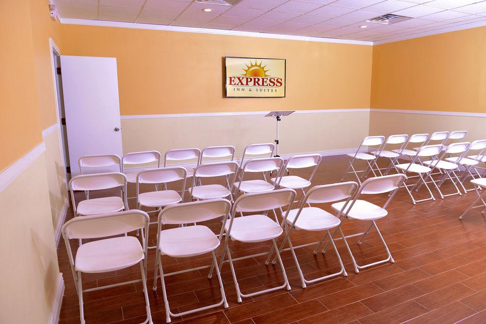 Express Inn Suites Palestine