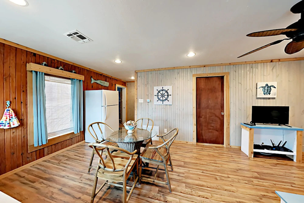 Sunrise Cabana by RedAwning