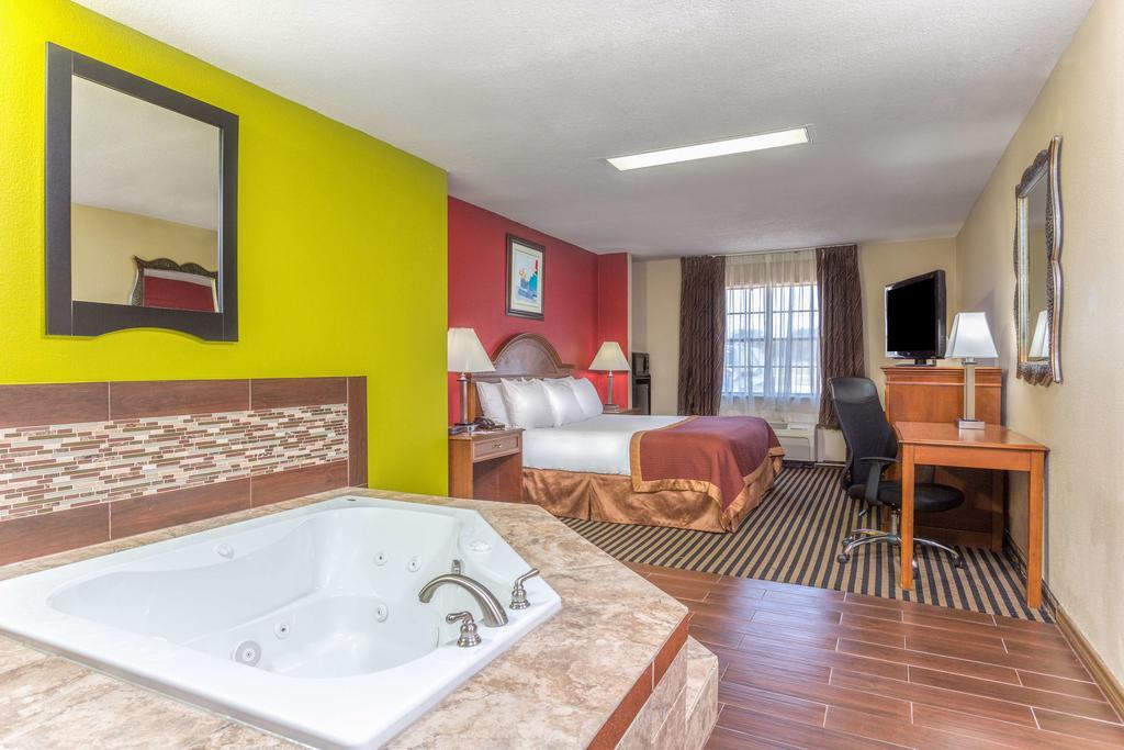 Baymont by Wyndham Port Arthur