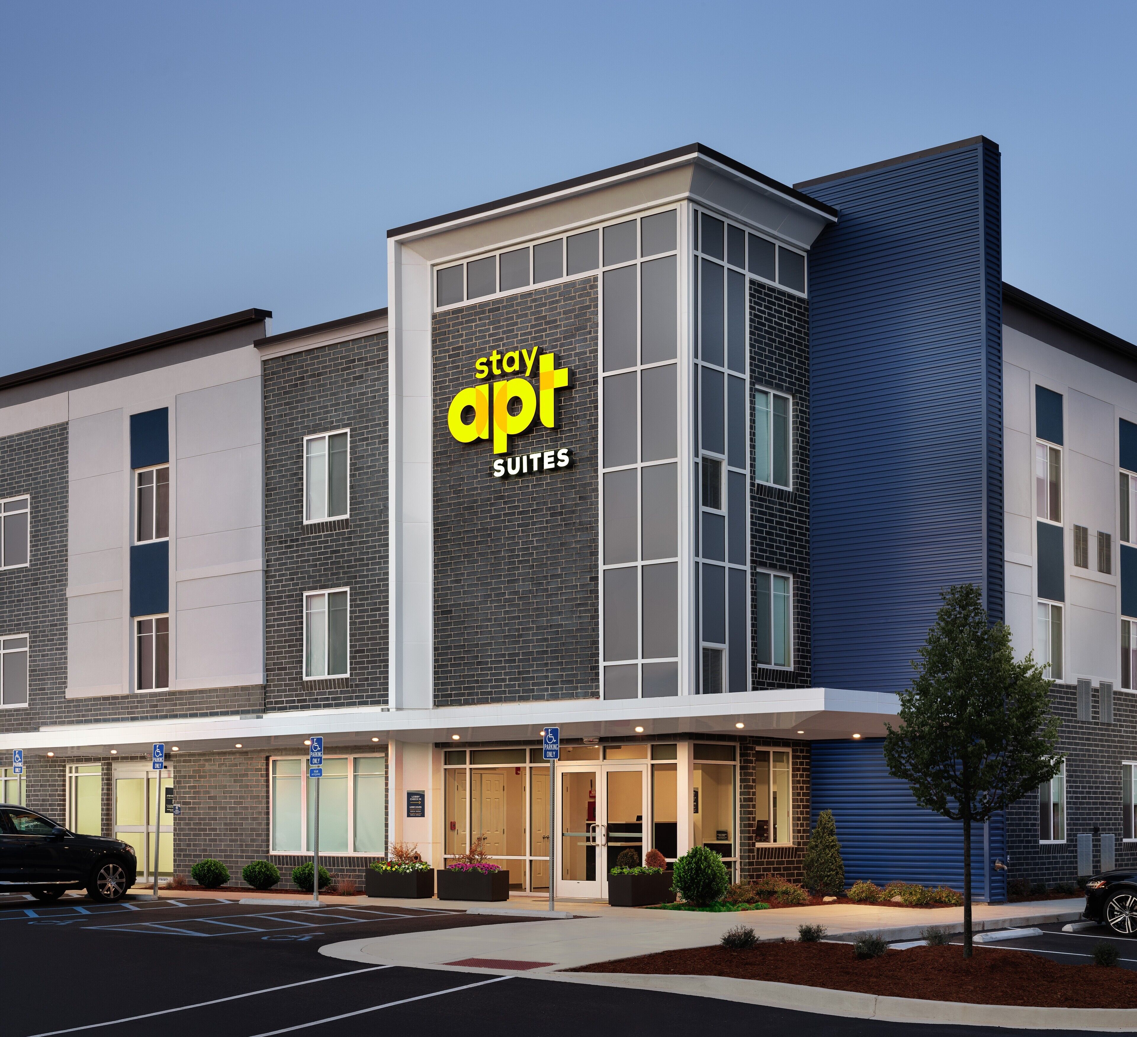 StayAPT Suites Port Arthur