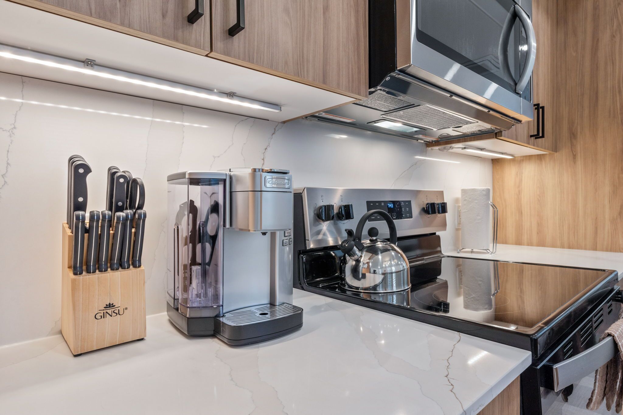 The Continental, powered by Placemakr - Downtown - Market Square