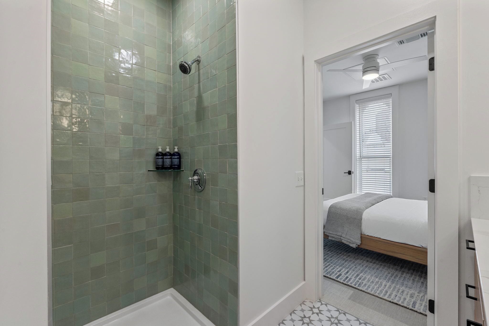 The Continental, powered by Placemakr - Downtown - Market Square