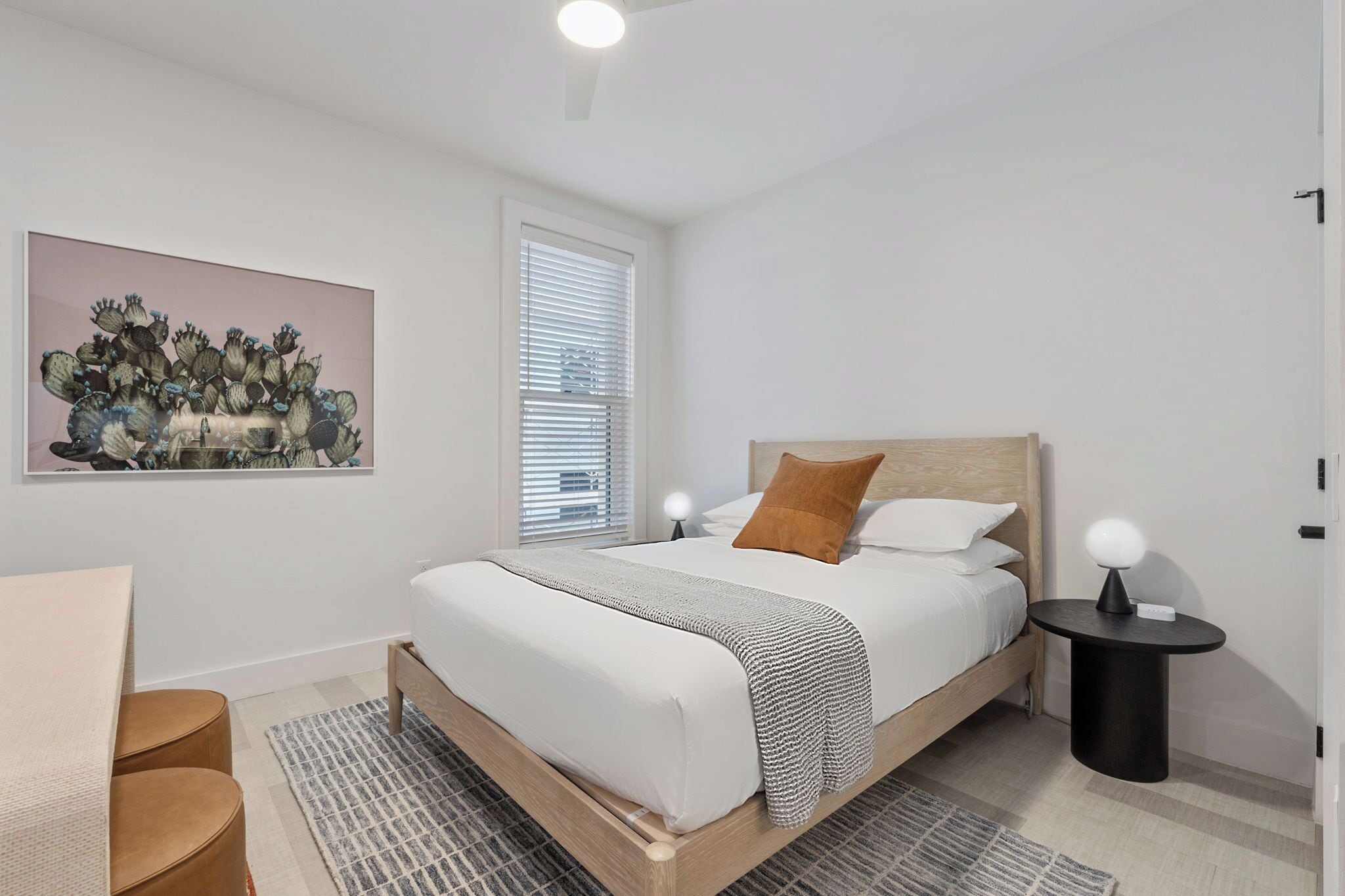 The Continental, powered by Placemakr - Downtown - Market Square