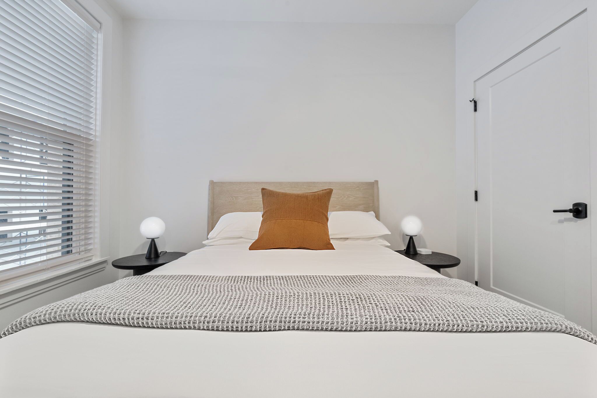 The Continental, powered by Placemakr - Downtown - Market Square