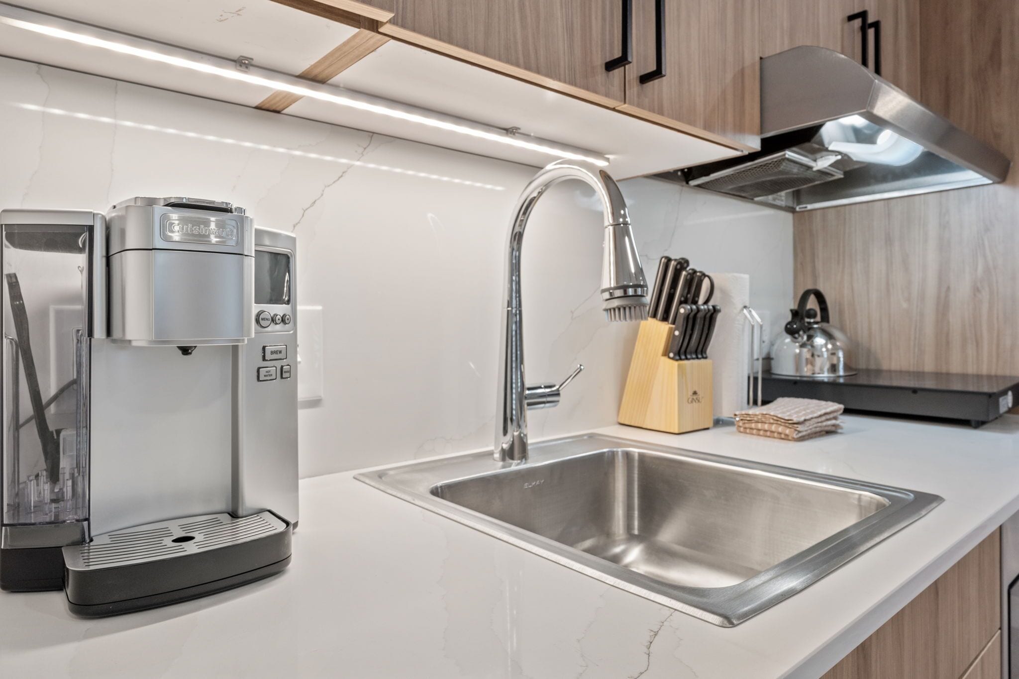 The Continental, powered by Placemakr - Downtown - Market Square