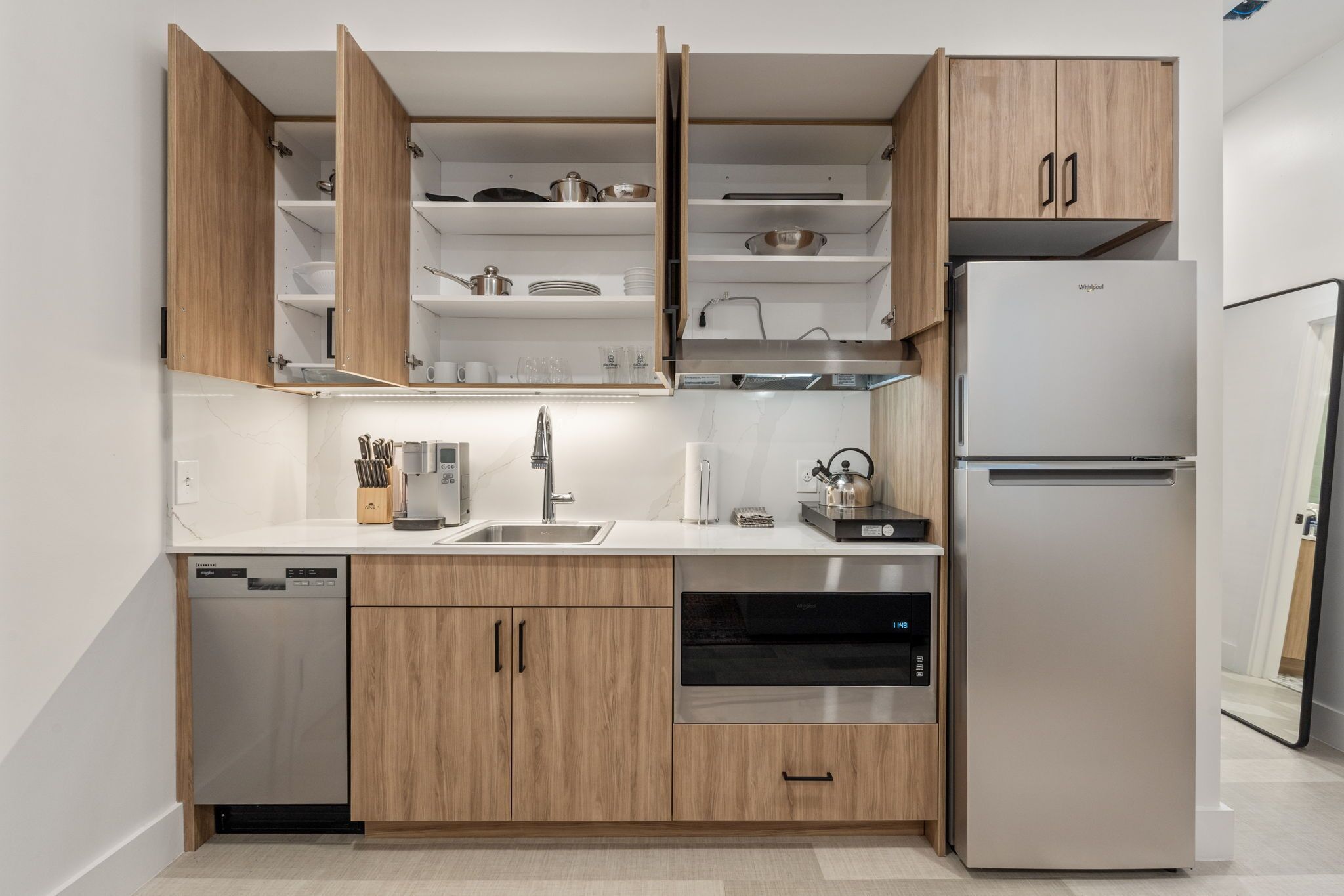 The Continental, powered by Placemakr - Downtown - Market Square