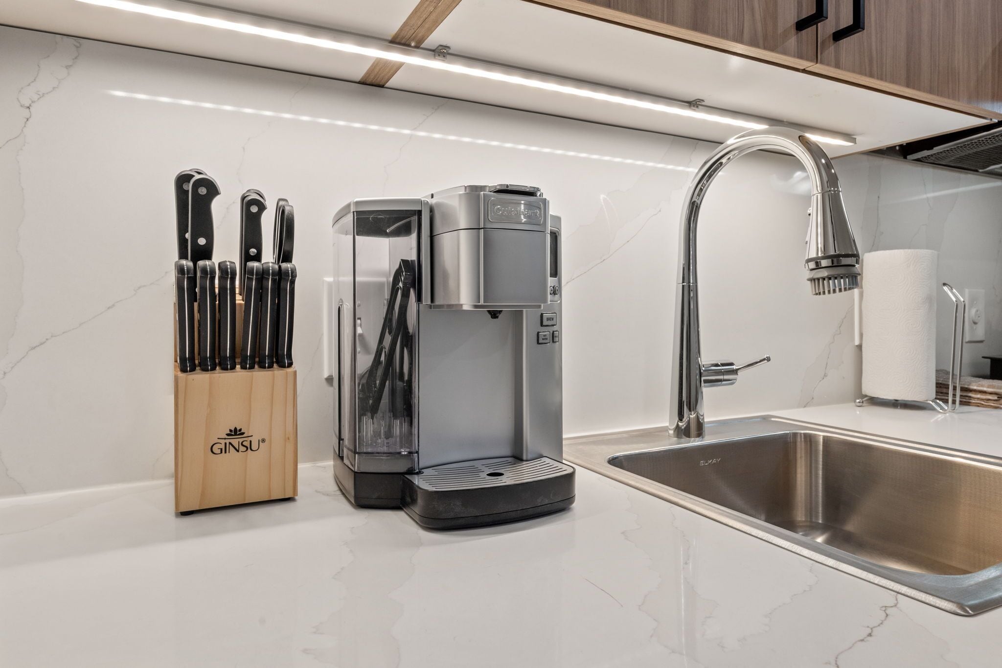 The Continental, powered by Placemakr - Downtown - Market Square