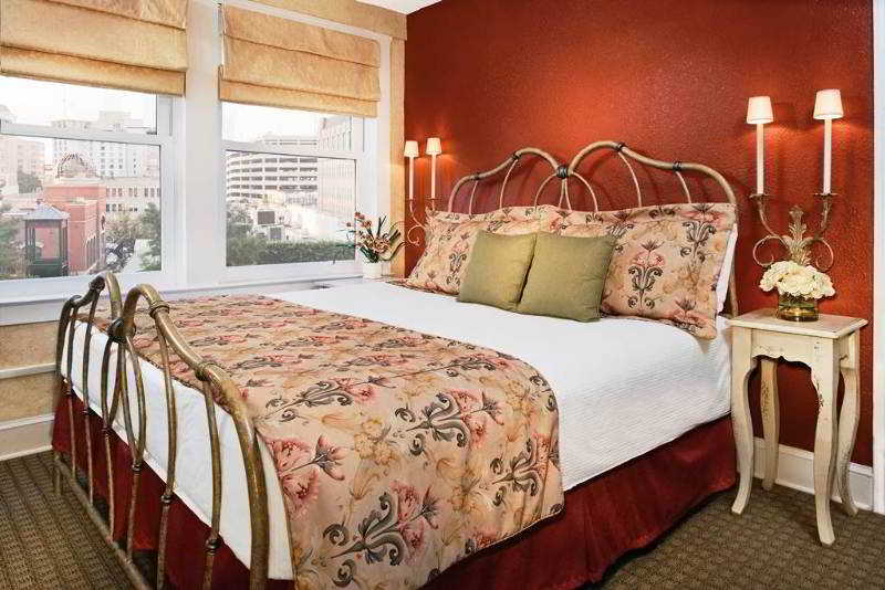 Club Wyndham Riverside Suites