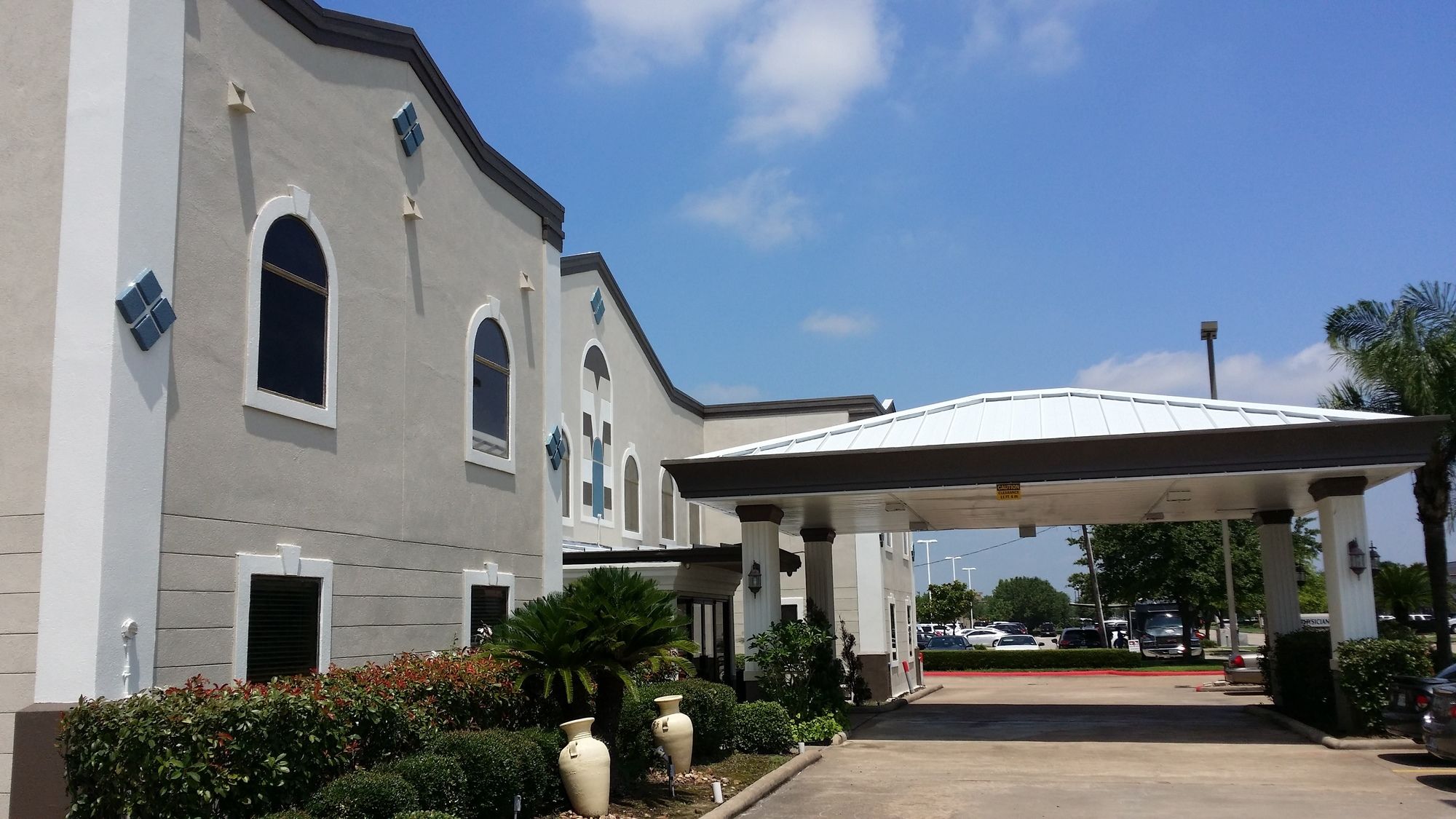 Days Inn & Suites by Wyndham NASA Space Center Houston