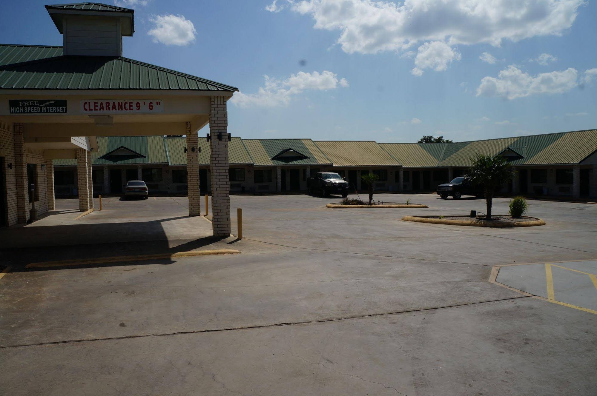 OYO Hotel Yoakum West