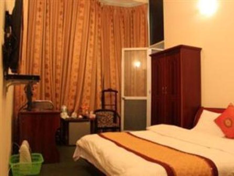 A25 Hotel Alley 379 Doi Can