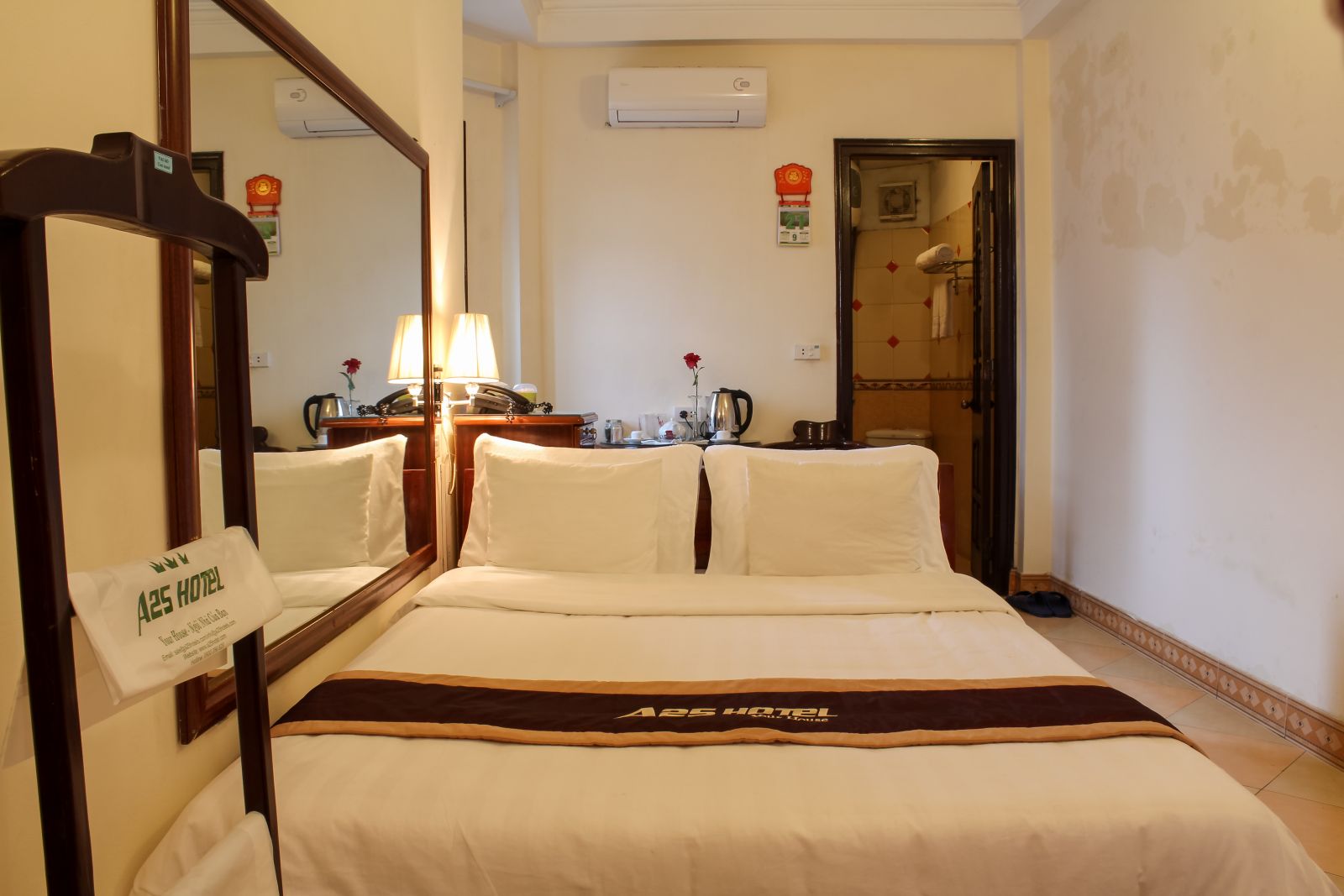 A25 Hotel Alley 379 Doi Can