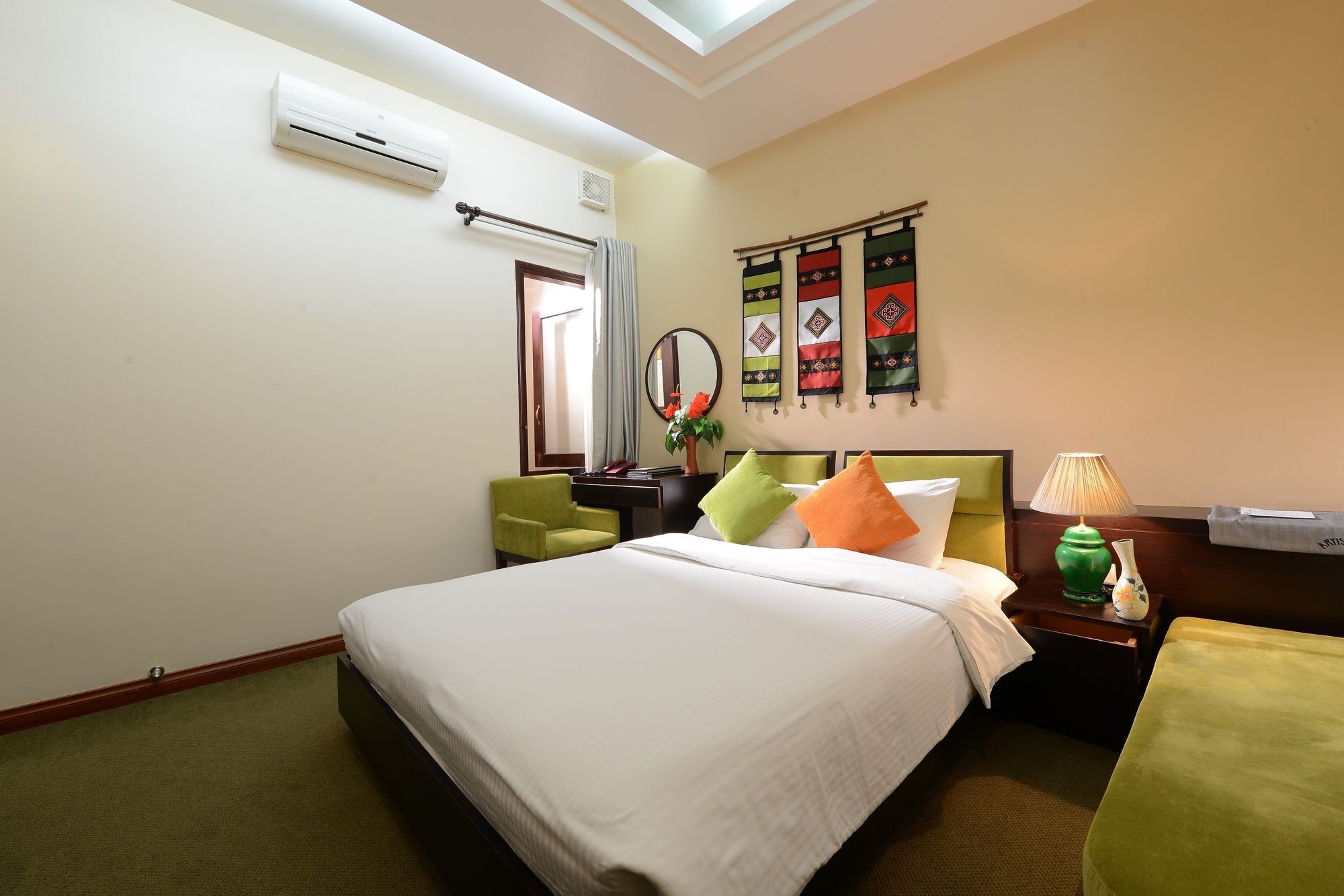 Artisan Boutique Hotel