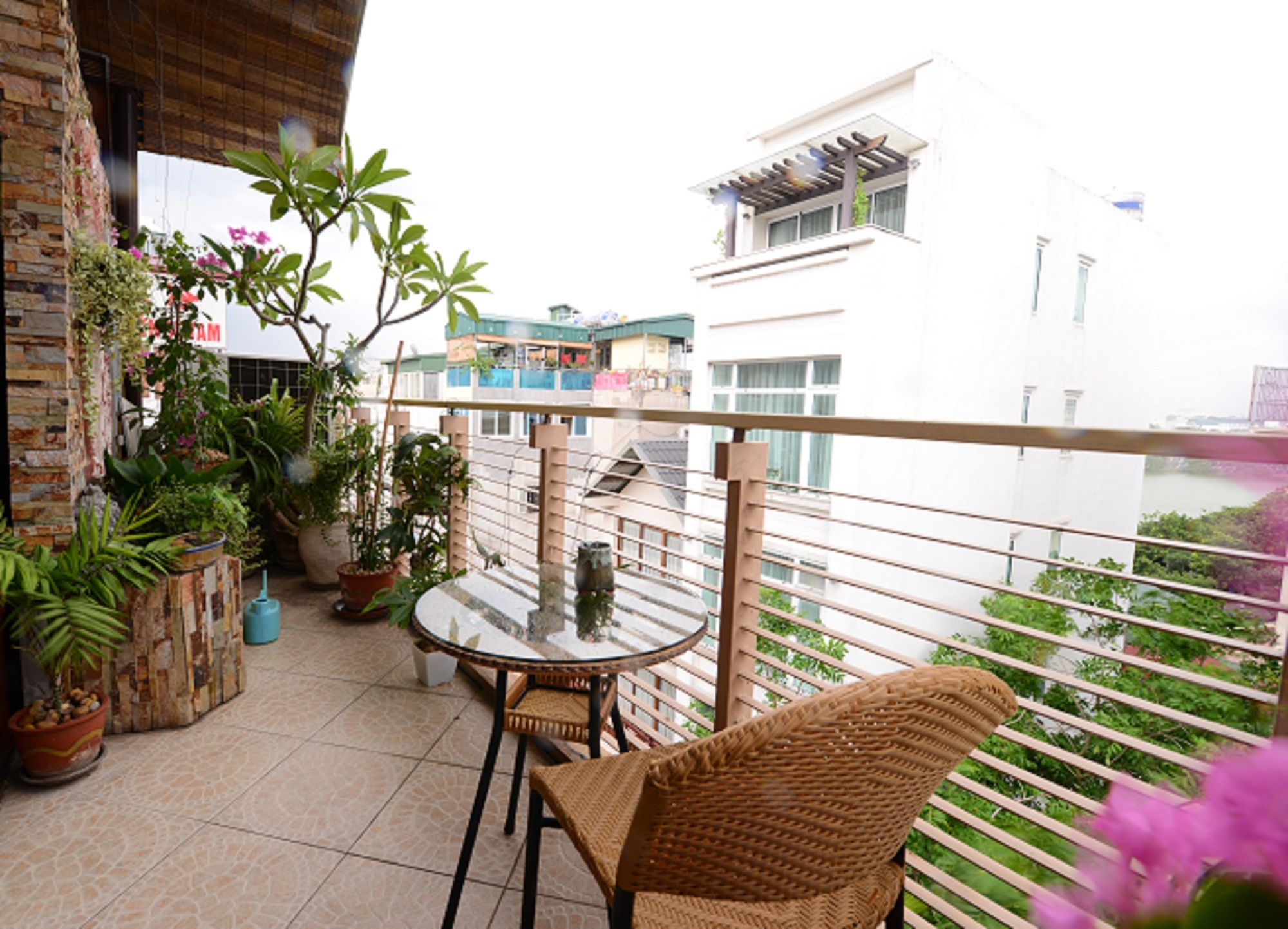 Artisan Boutique Hotel