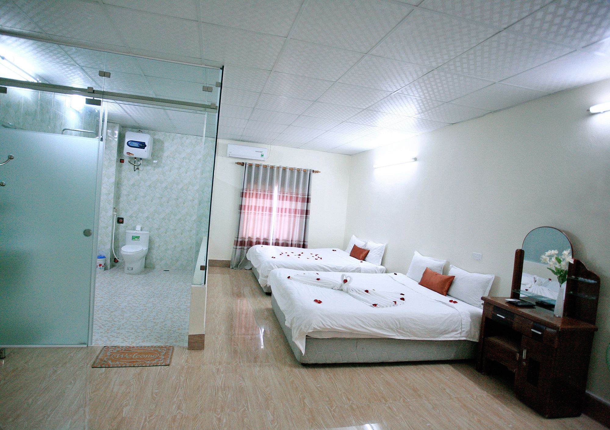 Avi Airport Hotel