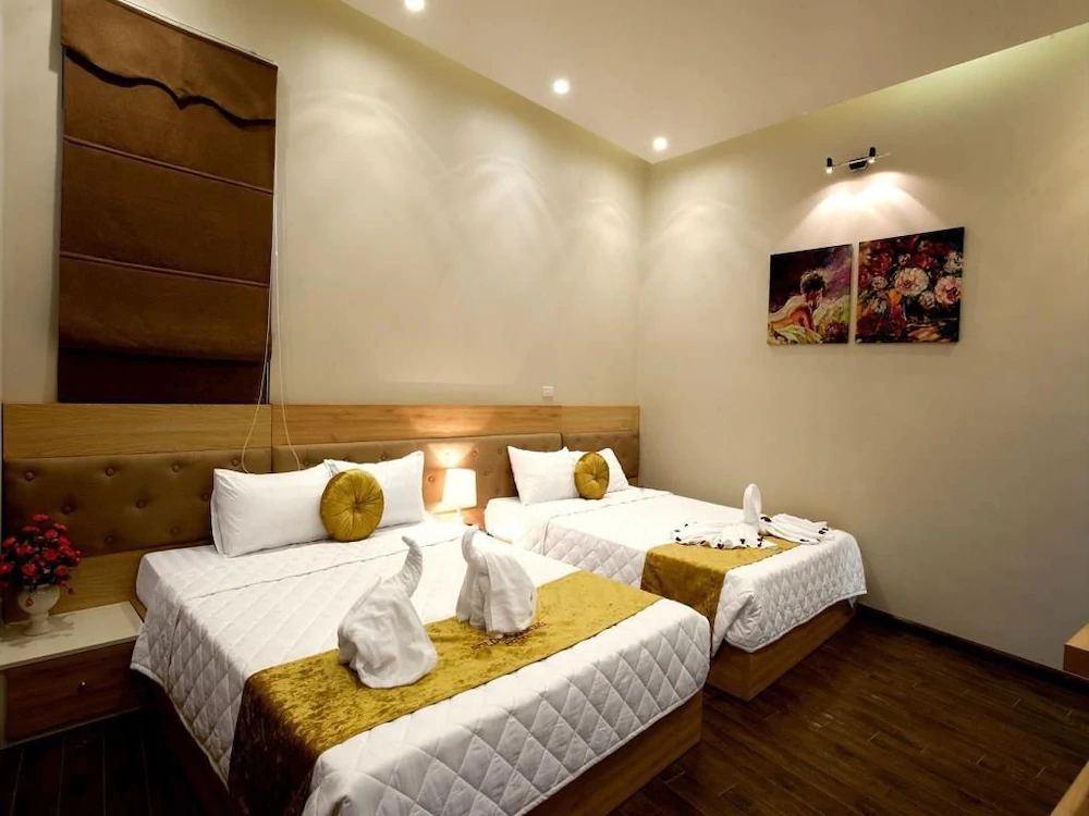 Golden Diamond Hotel