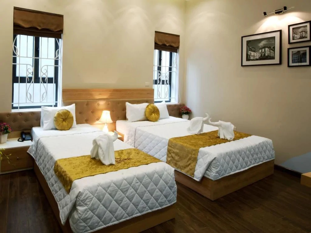 Golden Diamond Hotel