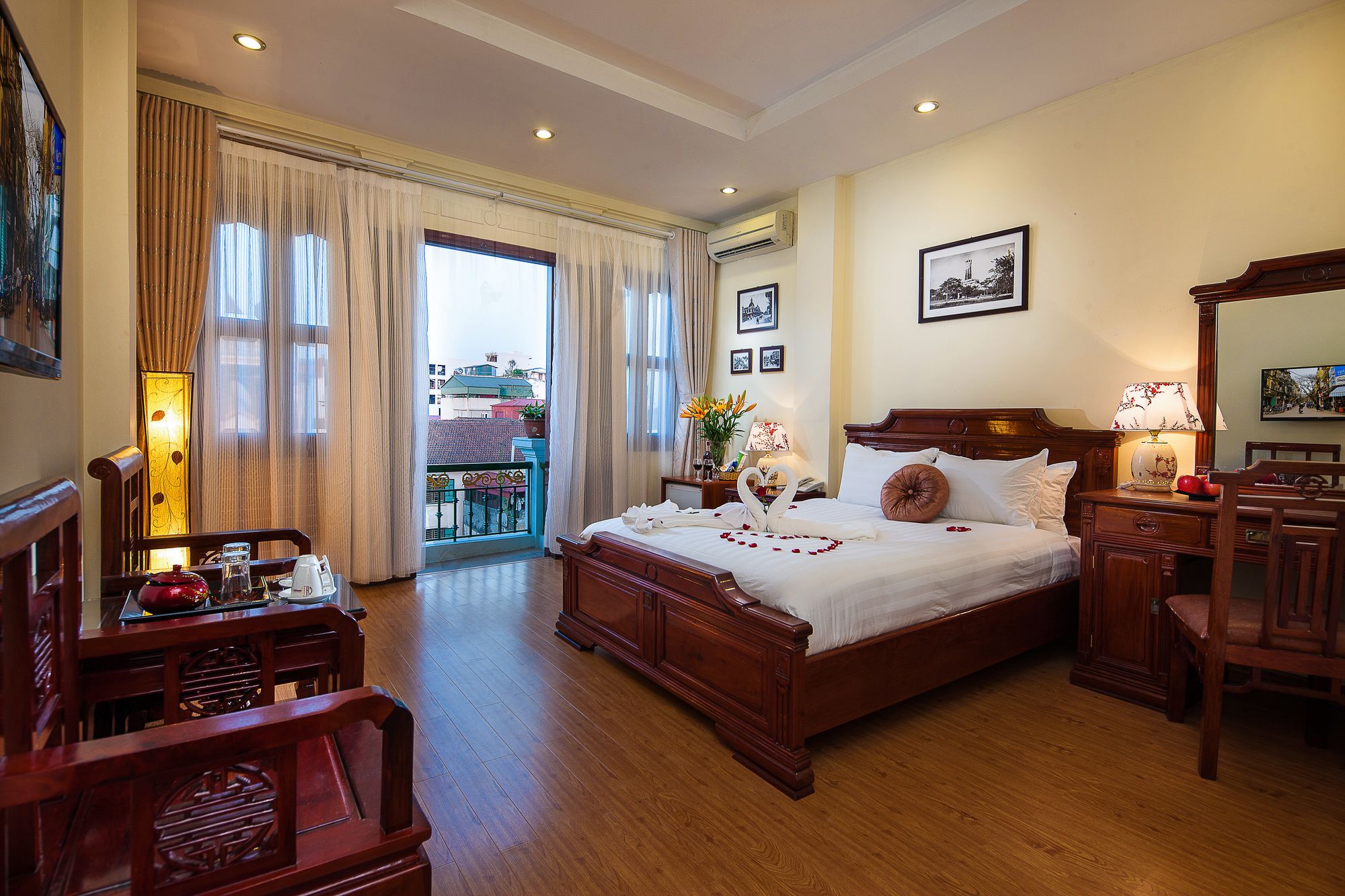 Hanoi Chic Hotel