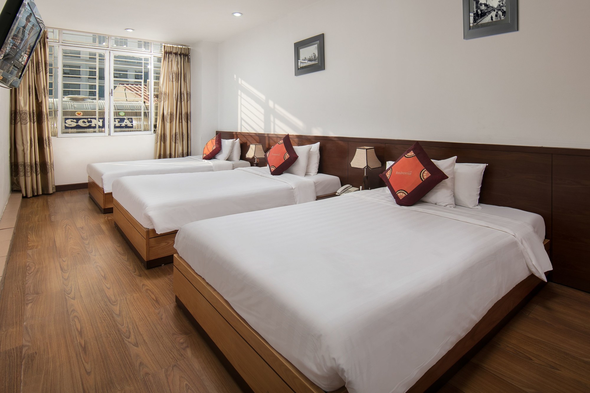 Hanoi Rendezvous Hotel