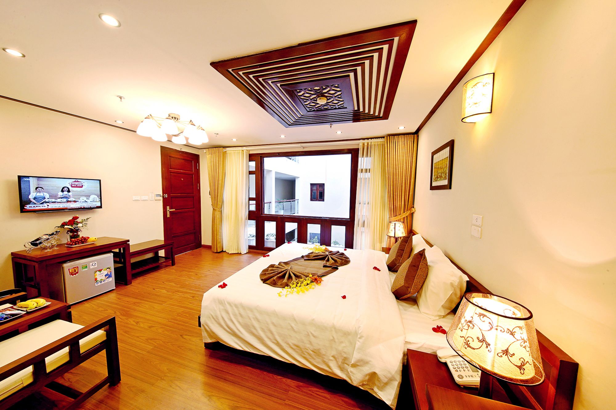 Hanoi Nostalgia Hotel