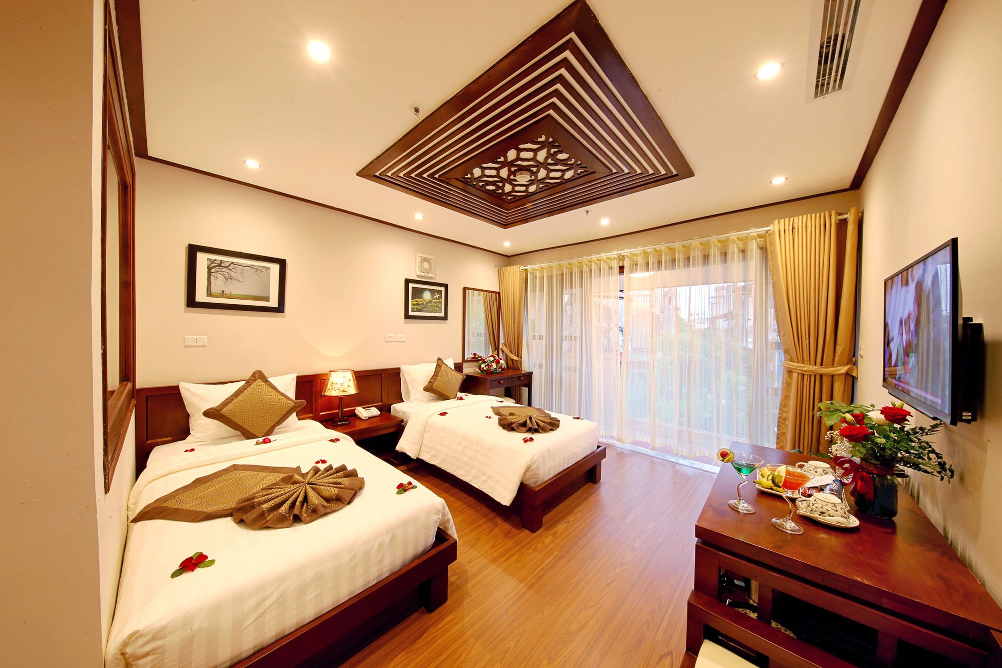 Hanoi Nostalgia Hotel