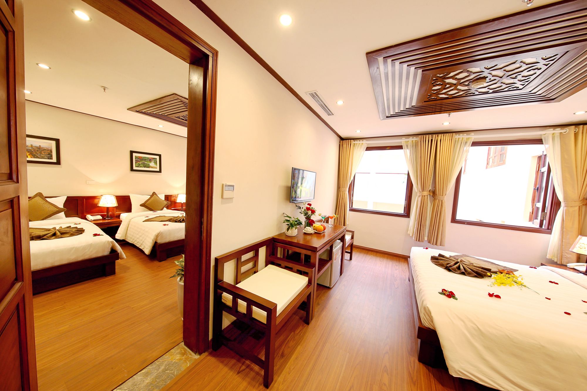Hanoi Nostalgia Hotel